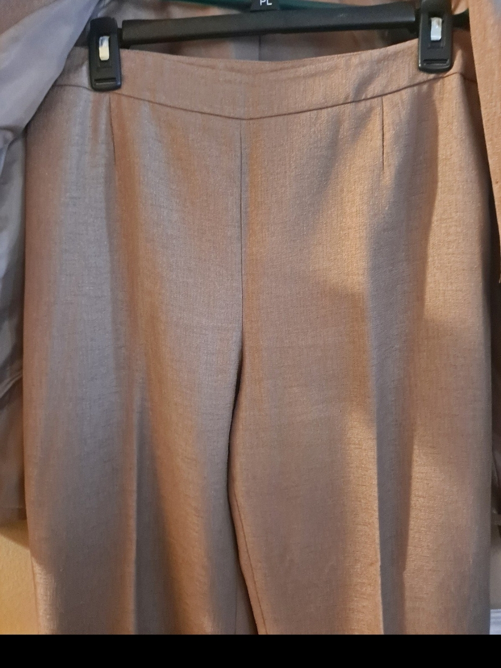 Le Suit Tan Women's Two-Piece Blazer Set - Picture 4 of 6